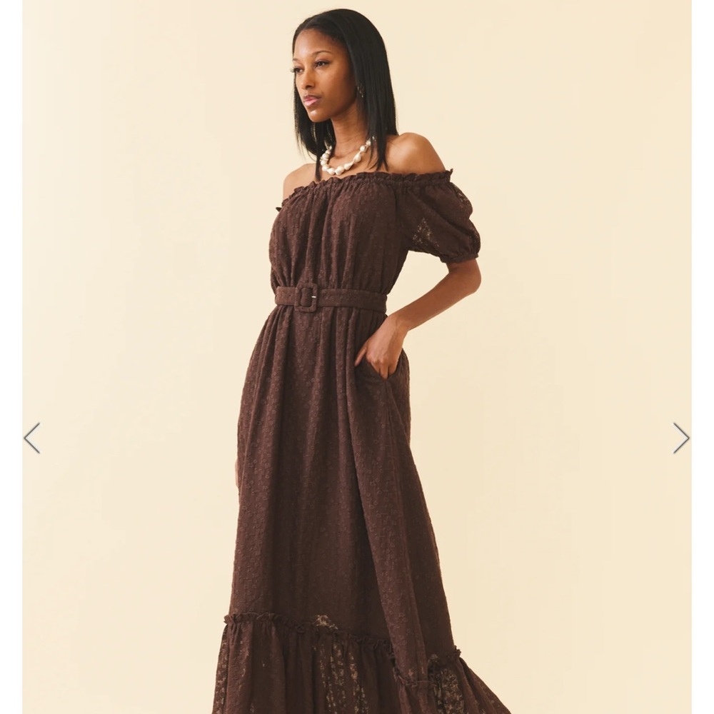 Chic Off-Shoulder Brown Lace Maxi Dress